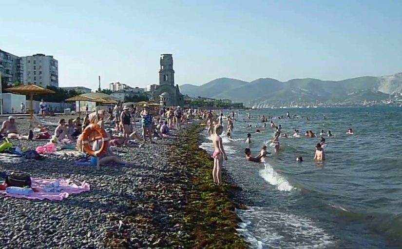 Новороссийцам запретили купаться возле «Барбарины» и «Нептуна»