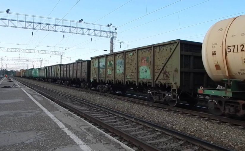 Через Новороссийск в Тамань пустят грузовые поезда