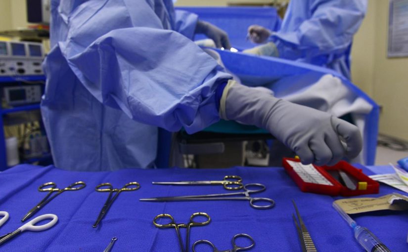 На подлодке из Новороссийска хирурги «оперировали» робота