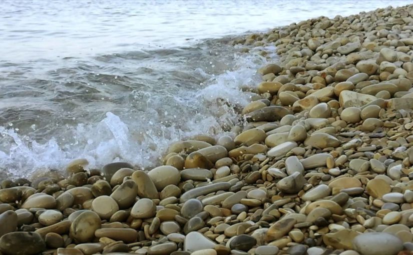 Курортникам рекомендуют дикие  черноморские пляжи Кубани – три из них под Новороссийском