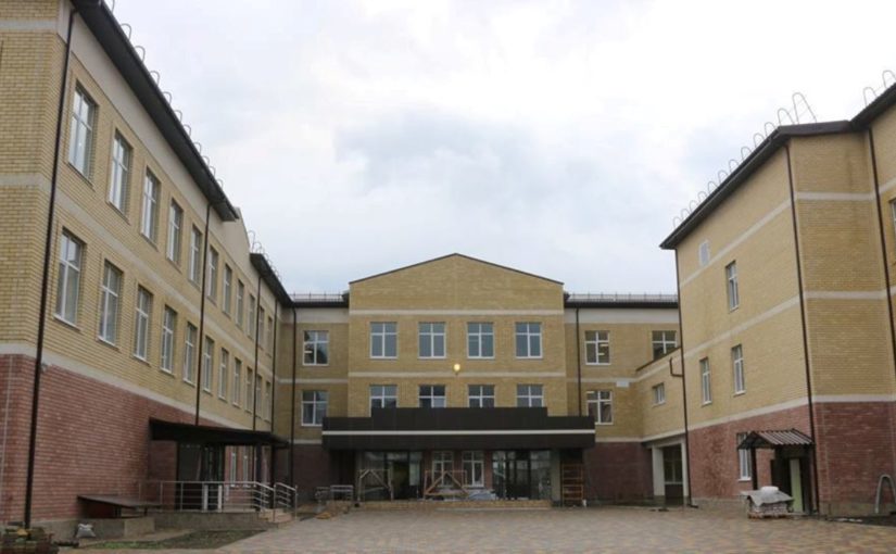 44 кабинета и 2 спортзала будут в новой школе Новороссийска