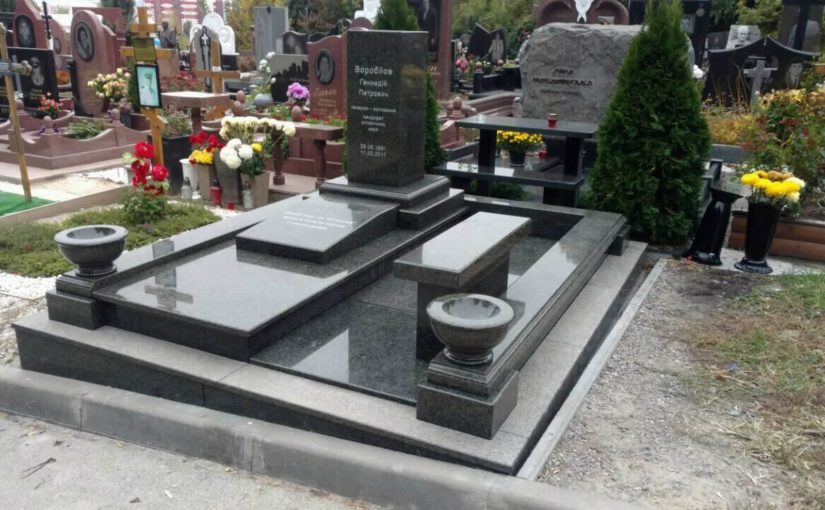 Новороссийцам предлагают покупать участки для своих могил в родовом захоронении