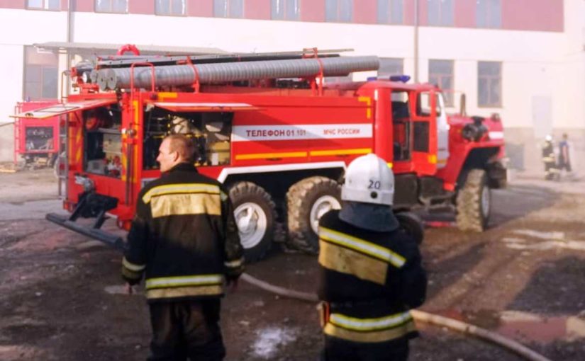 В Новороссийске ликвидировали пожар в школьном пищеблоке