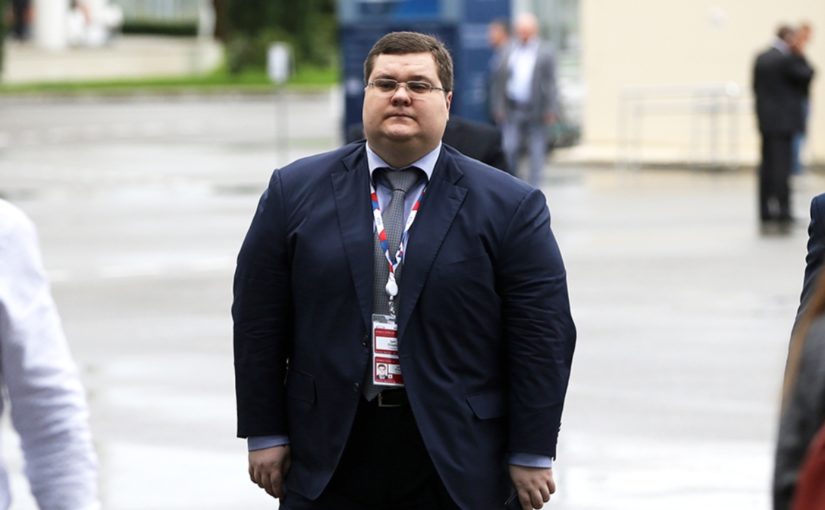 Сын генпрокурора Чайки в Новороссийске заработал 18 млн. руб. — это начало его бизнес-империи