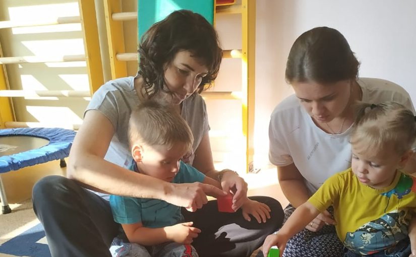 В Новороссийске бесплатно консультируют маленьких детей с проблемами развития