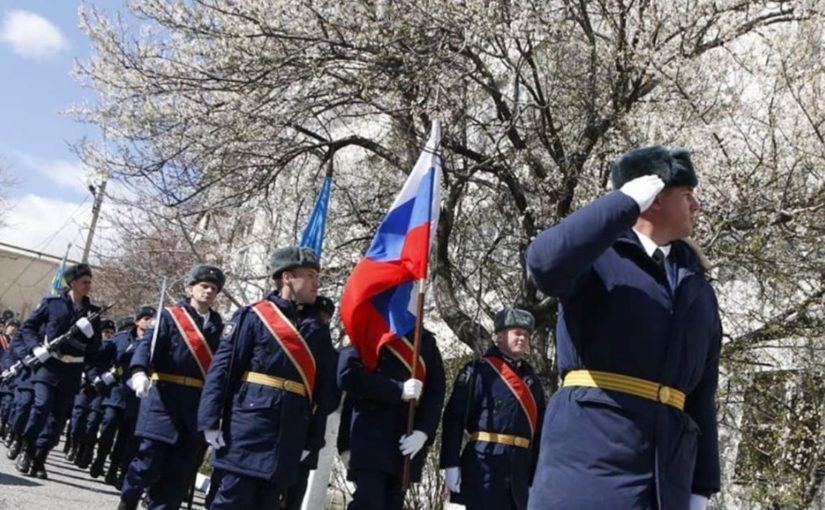 В Новороссийске в честь 105 — летия ветерану устроили отдельный парад