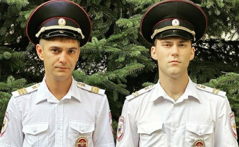 В Новороссийске два полицейских вывели семью из горящего дома