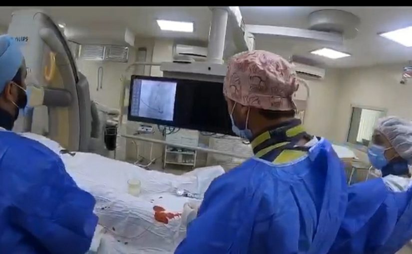 В Новороссийске врачи пробили «забетонированную» бляшку у больного с инфарктом (видео)