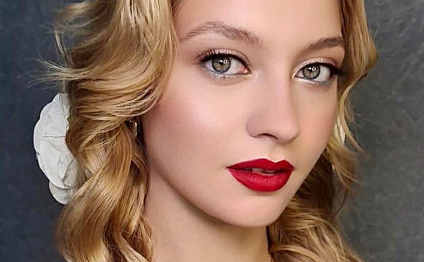 Новороссийская красавица, приехавшая на «Мисс Европа 2021», гуляет по Бейруту под охраной