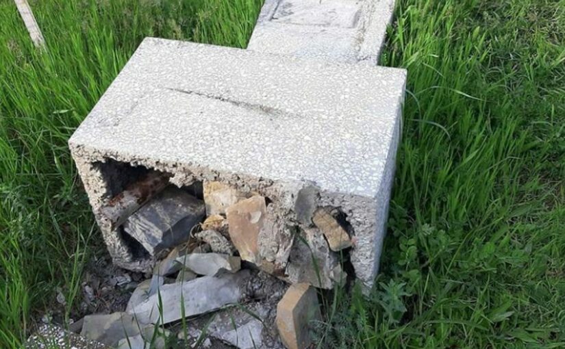 В Новороссийске вандалы осквернили сельское кладбище