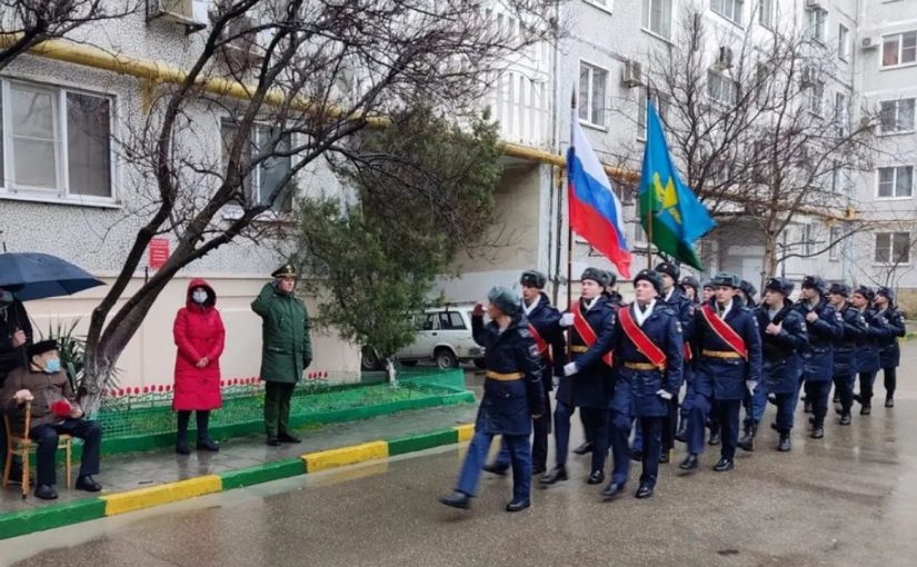 В Новороссийске в День Победы для ветеранов устроят парады возле дома