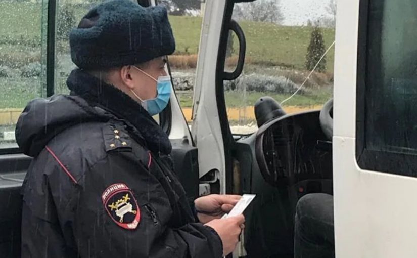 В Новороссийске с начала года выявили 12 неисправных пассажирских автобусов