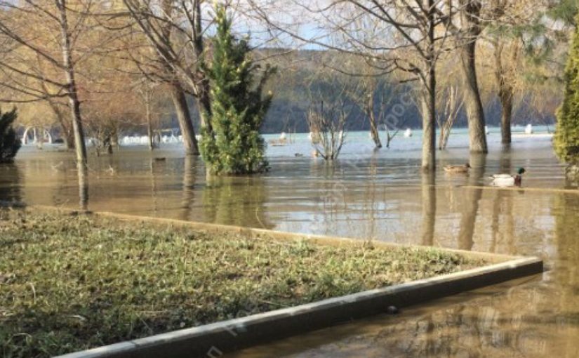 В Абрау-Дюрсо стал понижаться уровень воды
