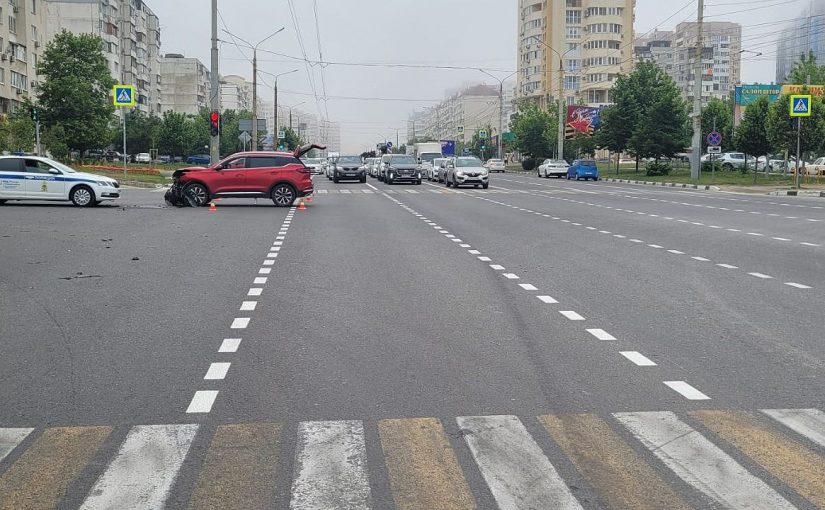 В Новороссийске 15-летний мотоциклист погиб на перекрестке