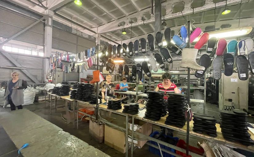 На обувной фабрике в Новороссийске наблюдается спад производства