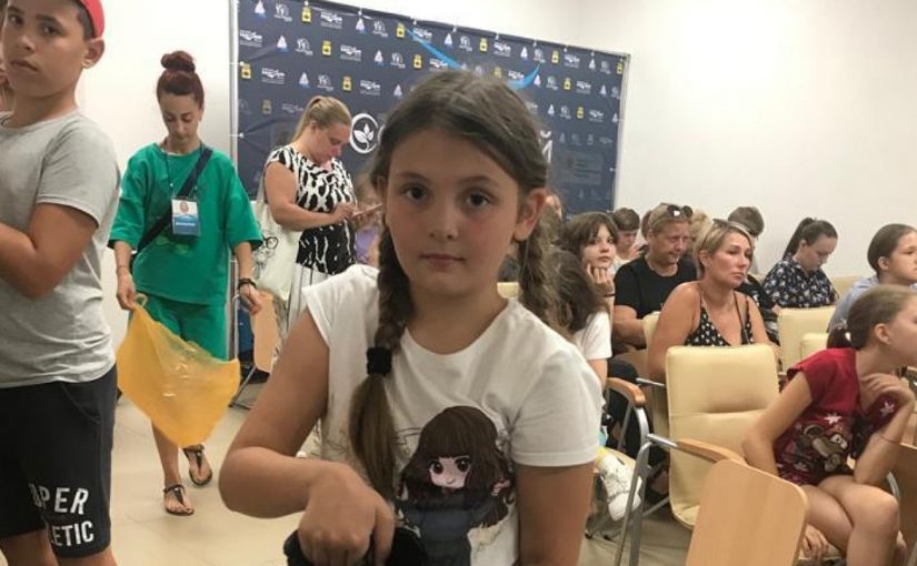 В Новороссийске собрали в школу 160 детей с Донбасса