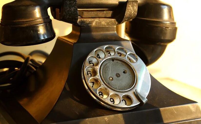 Жители Новороссийска стали разговаривать по телефону 128 лет назад