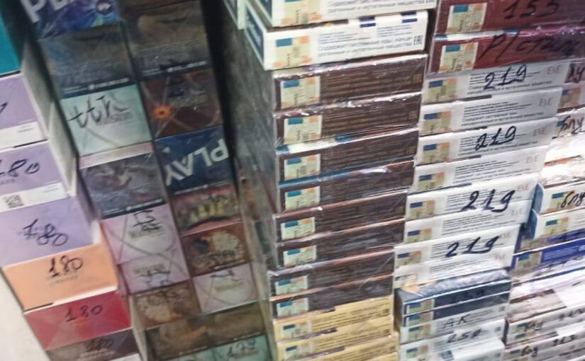 На центральном рынке Новороссийска изъяли 1972 пачки контрафактных сигарет